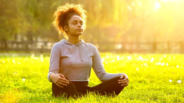 How to Meditate for Focusing on the Present Moment
