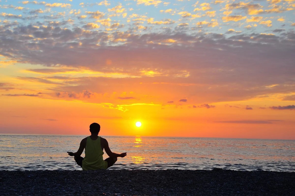 How to Meditate for Finding Inner Peace in the Midst of Chaos
