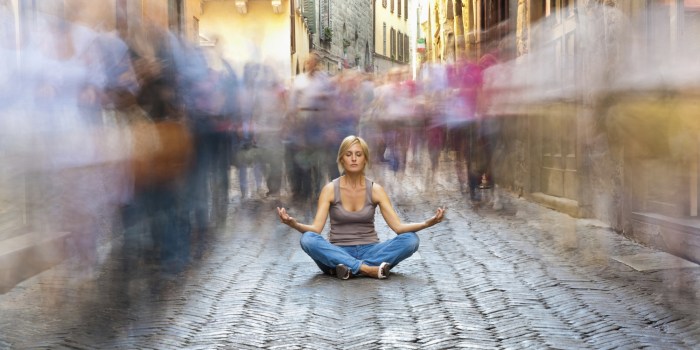 How to Meditate for Finding Inner Peace in the Midst of Chaos